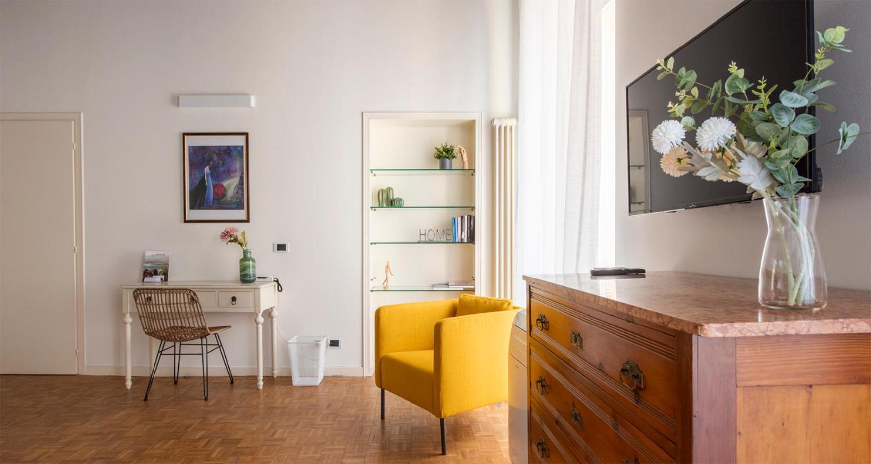 Charming Joivy Flat Next To Duomo Di Como Exteriör bild
