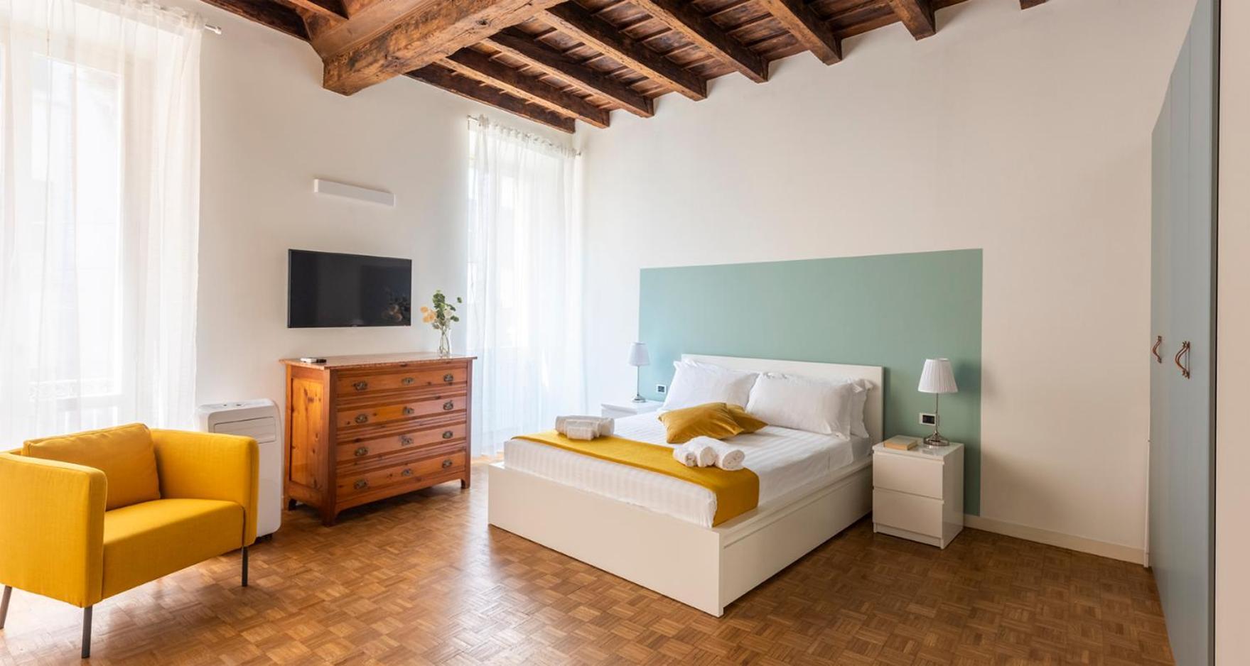 Charming Joivy Flat Next To Duomo Di Como Exteriör bild